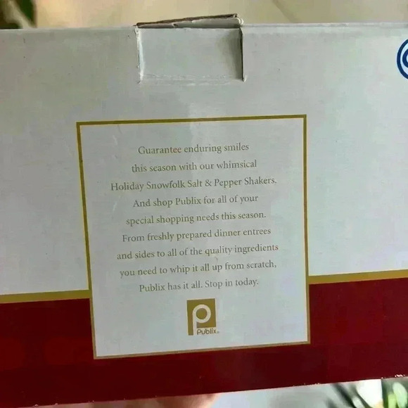 Publix 2005 Holiday Snowfolk Salt & Pepper Shaker Set - Encore Edition winter - Picture 2 of 9